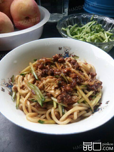 茄丁肉末炸酱面