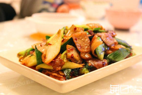 五花肉炒青蒜