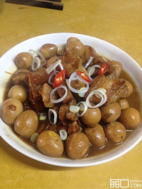 鹌鹑蛋焖肉