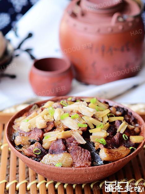 泥碗海带蒸肉