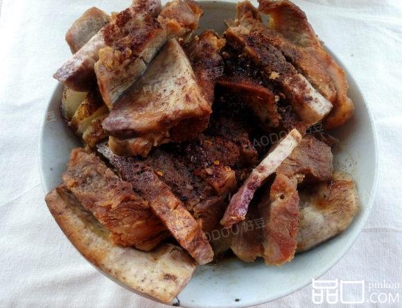 芋头蒸扣肉