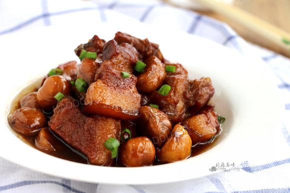 板栗红烧肉