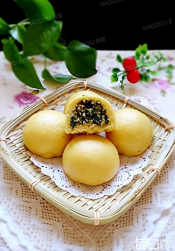 玉米面荠菜团子