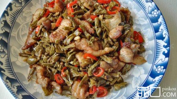 卜豆角炒五花肉