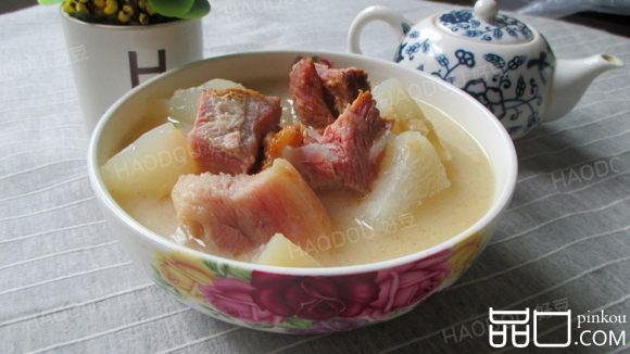 白萝卜煲腊肉