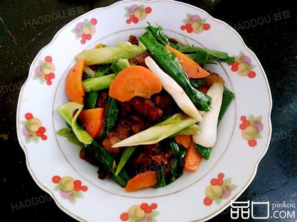 蒜苗炒腊肉