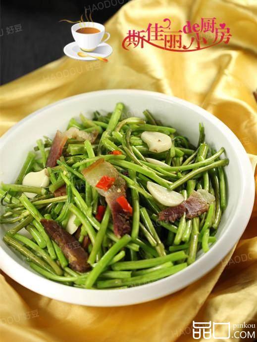 腊肉炒泥蒿