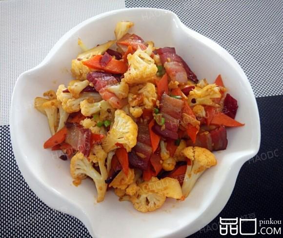 腊肉炒菜花