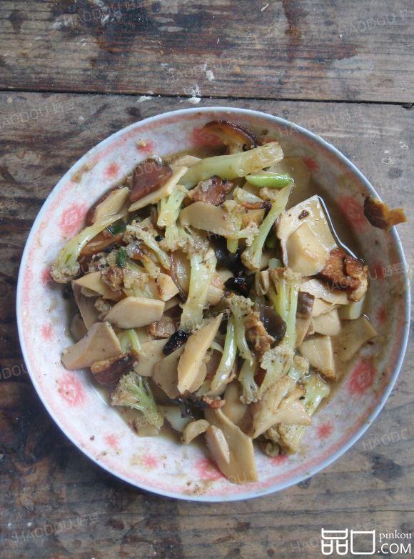 花菜炒杏鲍菇