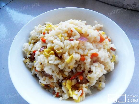 腊肉蛋炒饭