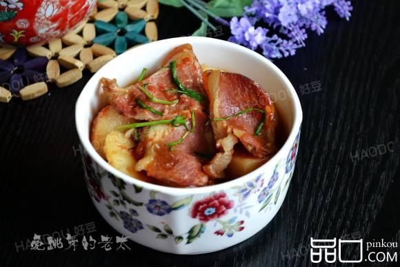 腊肉炖土豆