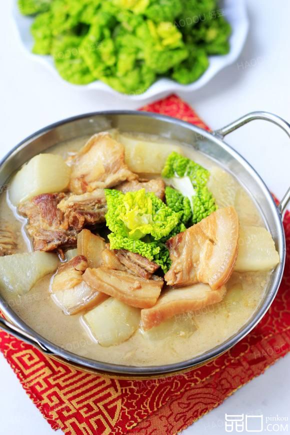 白萝卜炖腊肉