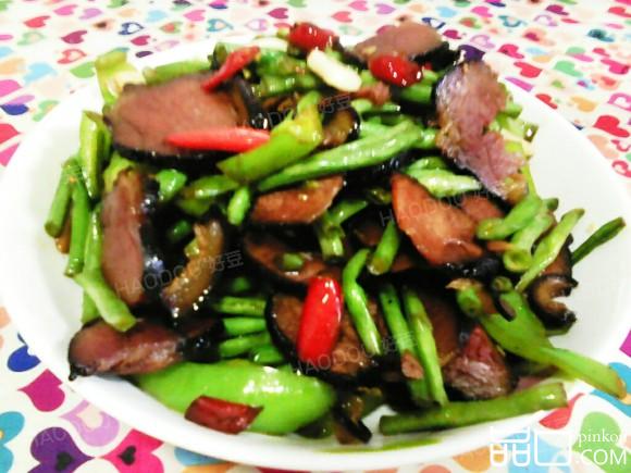 辣炒腊肉豇豆