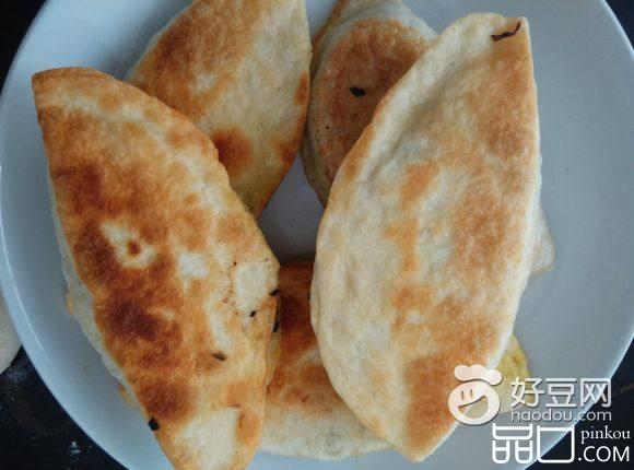 腊肉韭菜盒子