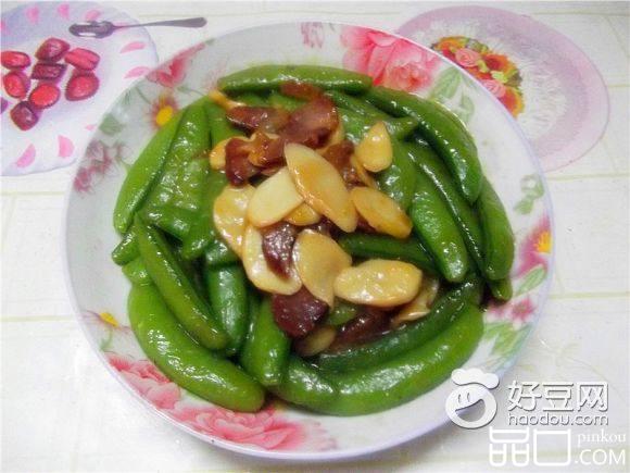 甜豆鸡腿菇炒腊肉