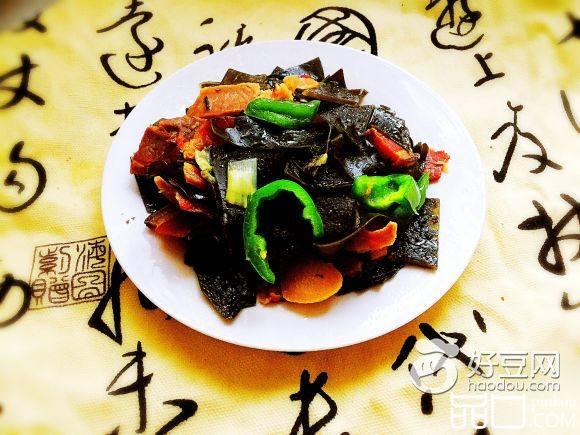 腊肉炒海带