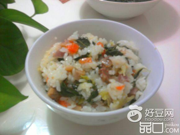 腊肉青菜胡萝卜饭
