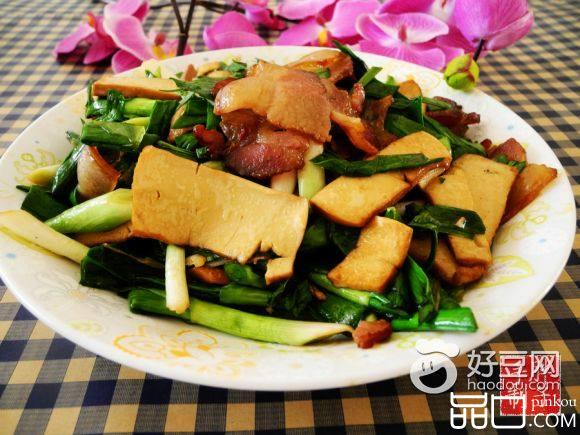蒜苗豆干炒腊肉