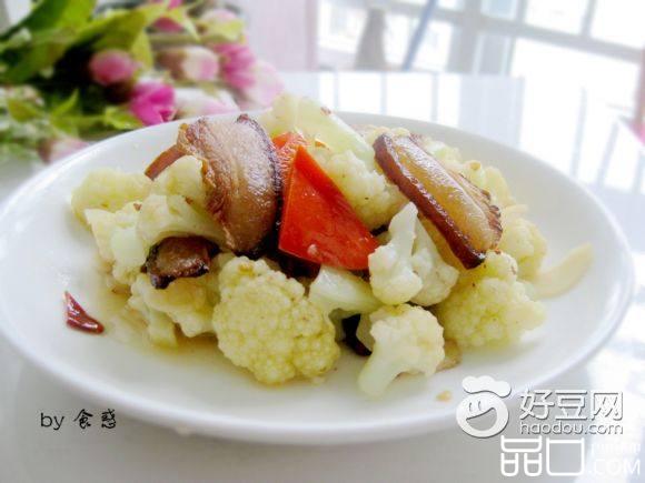 花菜炒烟熏腊肉