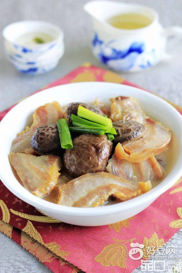 香菇炖腊肉