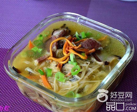 虫草花金针菇汤