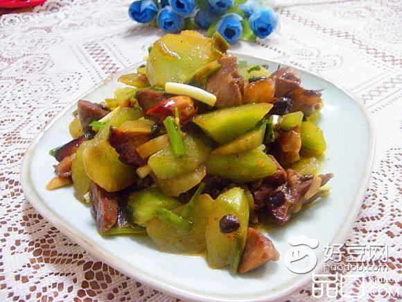 莴笋块炒腊肉