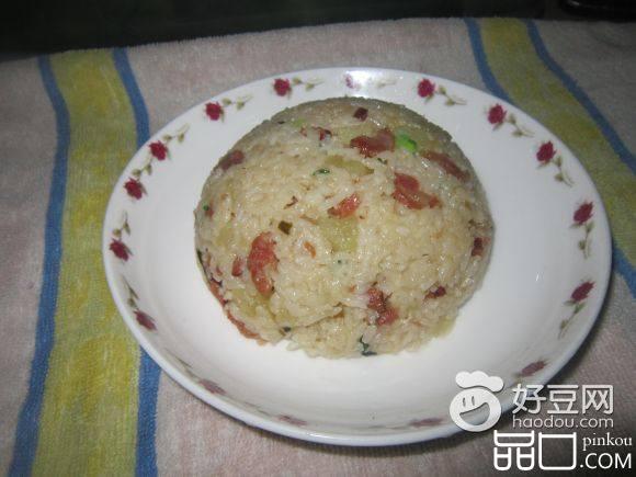 腊味土豆焖饭