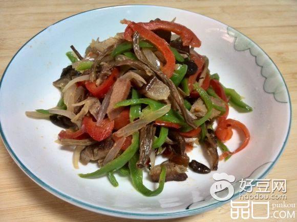 茶树菇炒腊肉丁