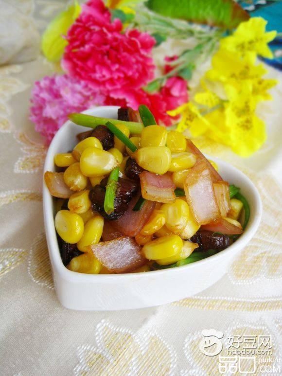 腊肉炒玉米粒