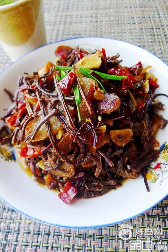 蕨菜干炒腊肉
