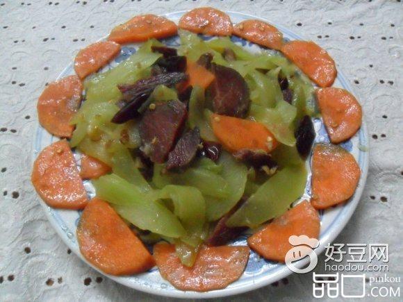 莴笋胡萝卜炒腊肉