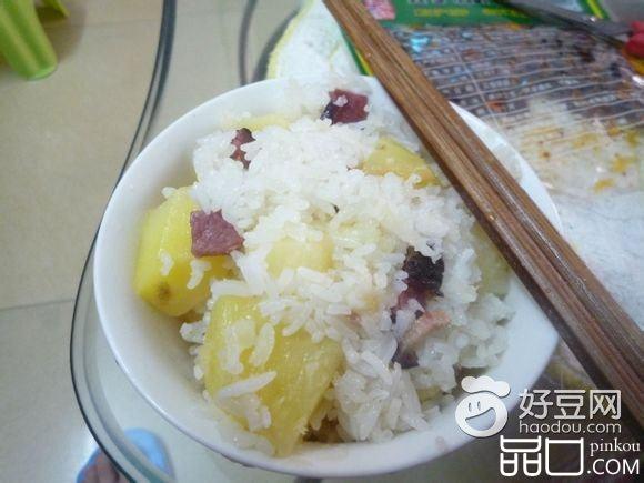 土豆焖饭