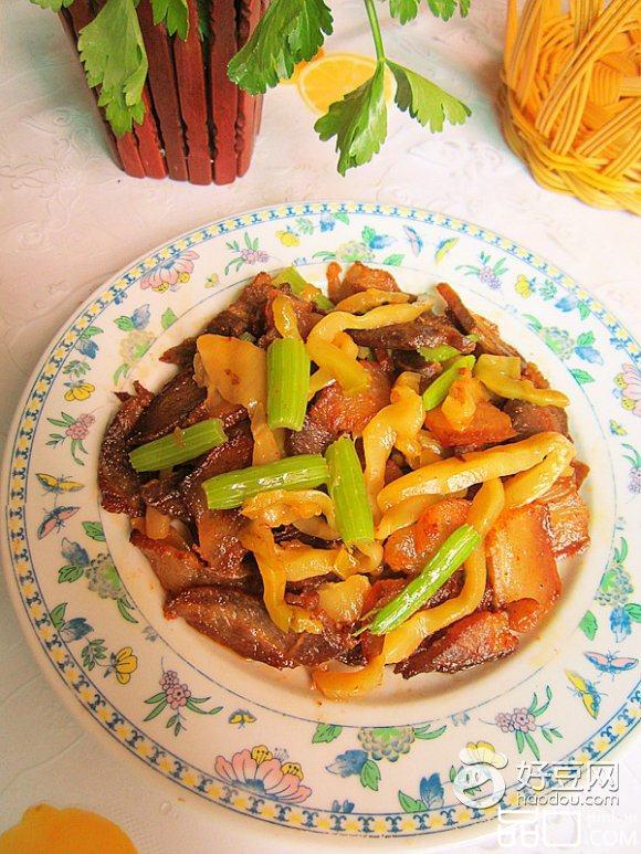 腊肉酸菜丝