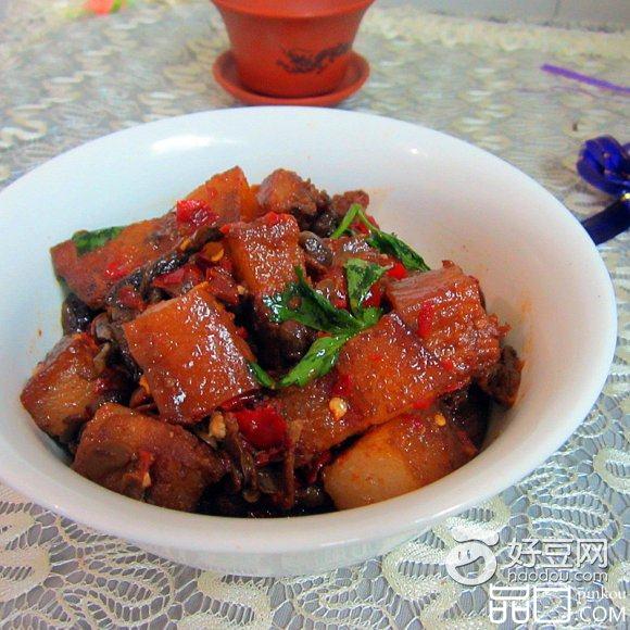 豆瓣酱烧腊肉