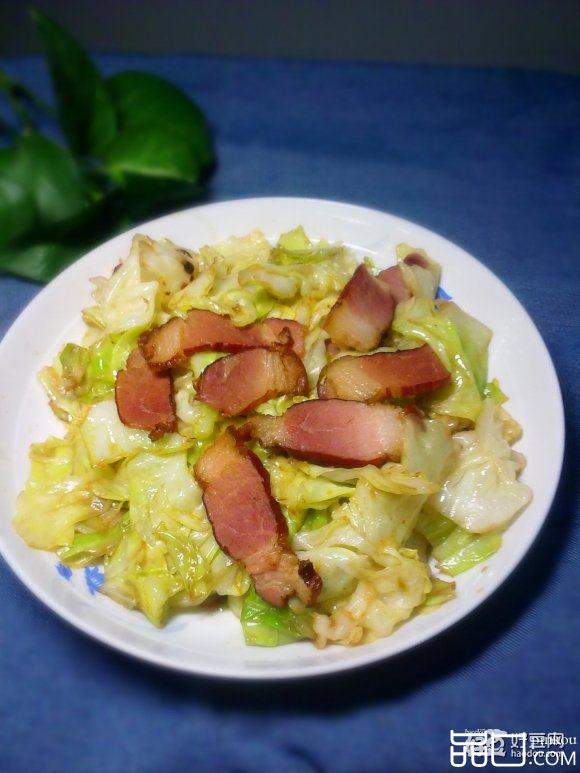 腊肉炒圆白菜