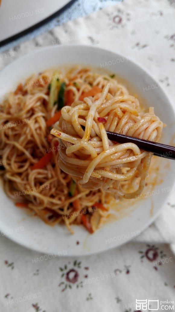 三丝凉拌面