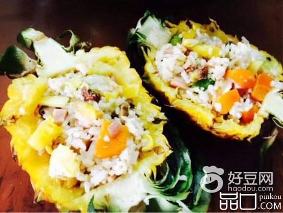混搭菠萝饭