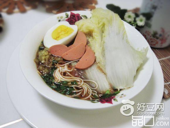 芽白鸡蛋火腿面