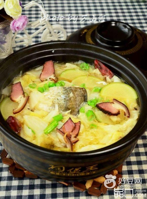 火腿鱼块砂锅煲