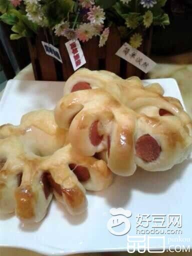 火腿花环面包