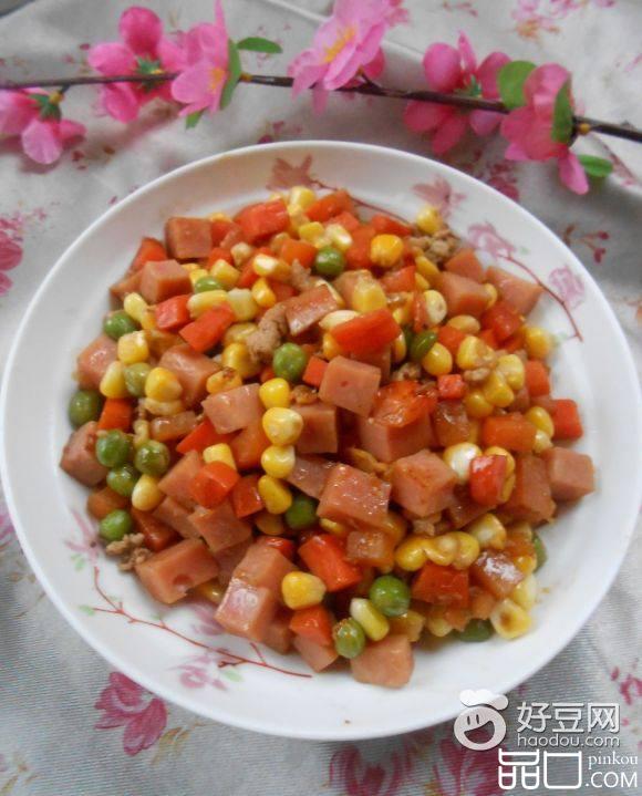火腿炒玉米菜丁