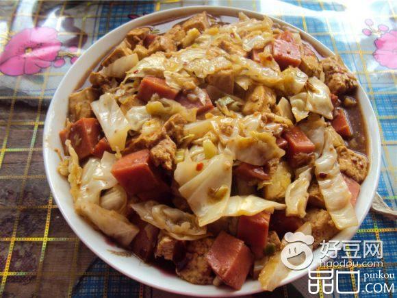 豆腐火腿炒包菜
