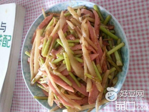 土豆蒜苔炒火腿