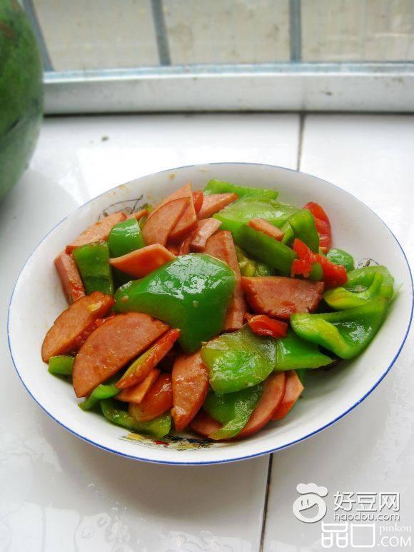 火腿炒菜椒