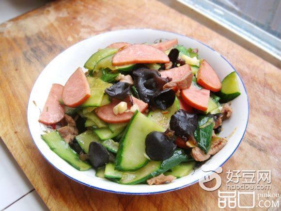 火腿炒黄瓜木耳