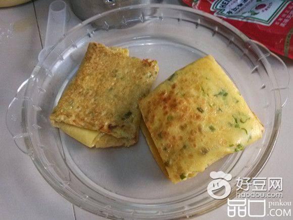 火腿鸡蛋葱卷