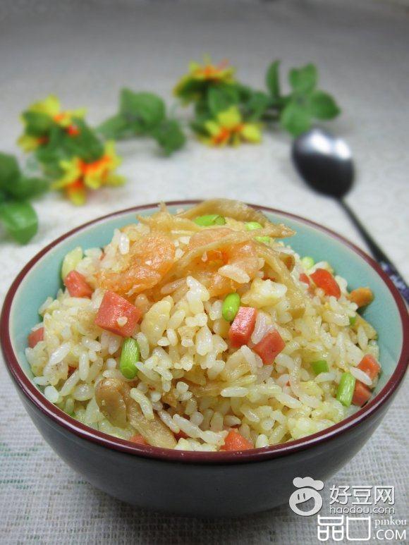 萝卜干蛋炒饭