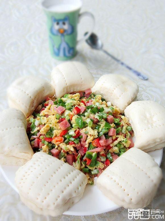 鸡蛋火腿夹饼