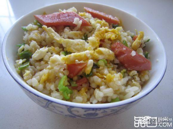 鸡蛋火腿炒饭