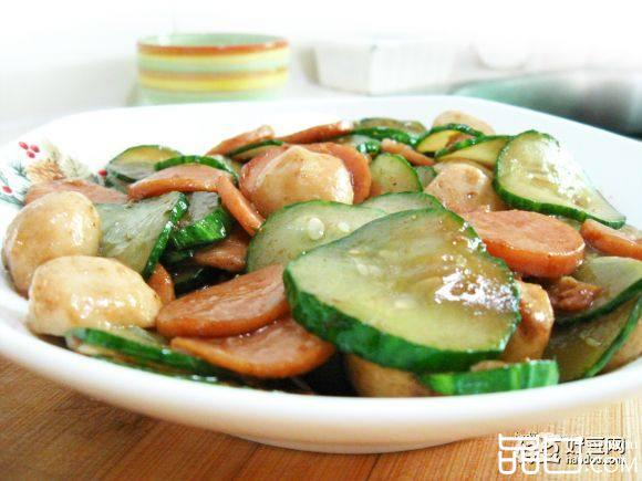 黄瓜火腿炒鱼丸